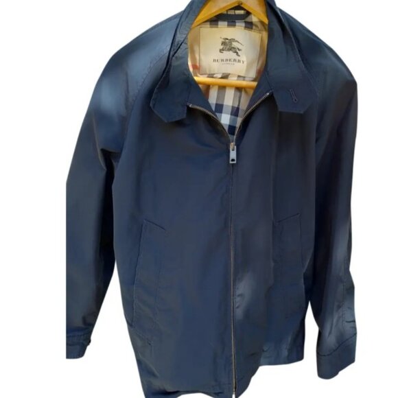 Navy Burberry jacket - Picture 2 of 9